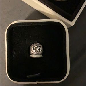 Pandora limited edition 2015 snow globe charm